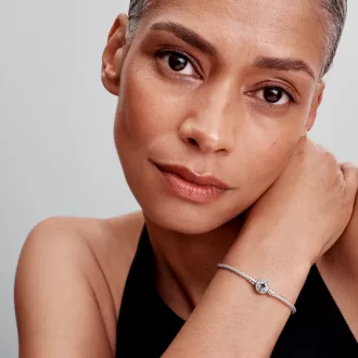 North Star Clasp Snake Chain Bracelet