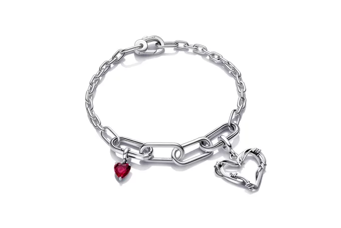 Pandora ME Wire Heart Medallion