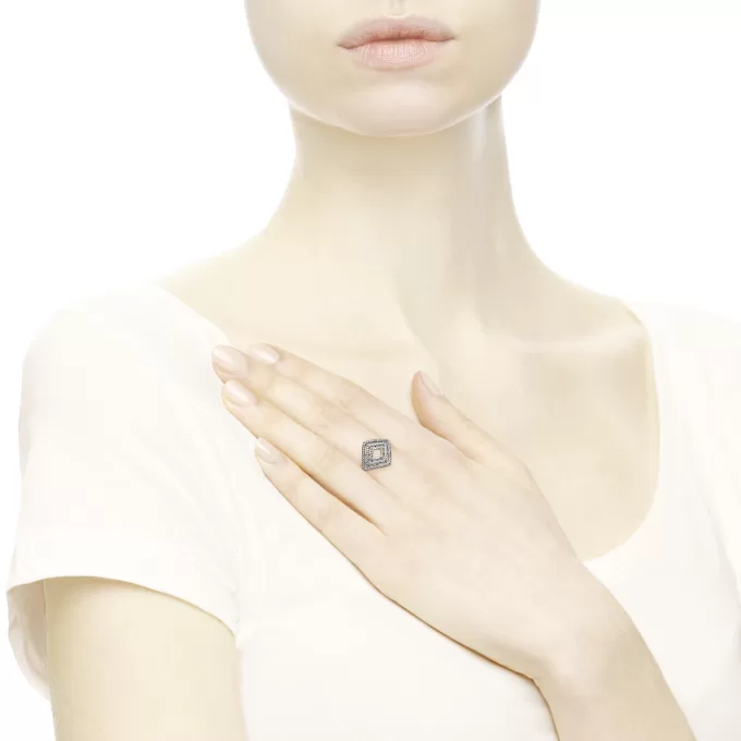 Silver ring with clear cubic zirconia Silver ring with clear cubic zirconia