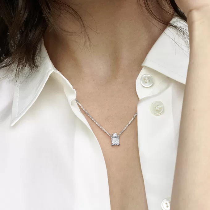 Sparkling Collier Round & Square Pendant Necklace