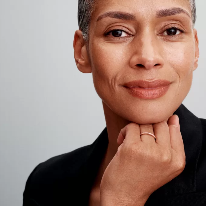 Sparkling Pink Band Ring