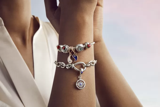 Splittable Yin & Yang Sparkling Dangle Charm